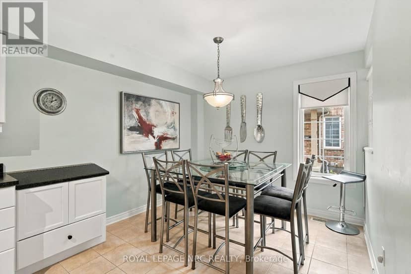 13 Flynn Court — photo 14 of 33