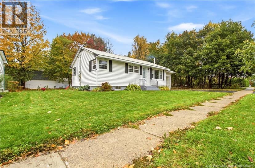 22 Bailey Avenue — photo 2 of 40