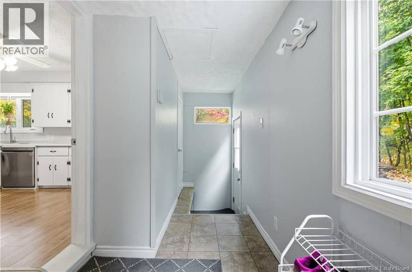 22 Bailey Avenue — photo 8 of 40