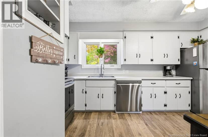 22 Bailey Avenue — photo 9 of 40