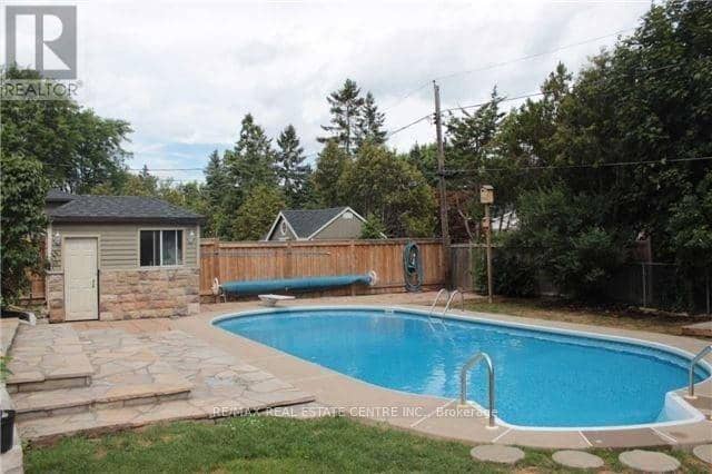363 Duncombe Drive — photo 15 of 15