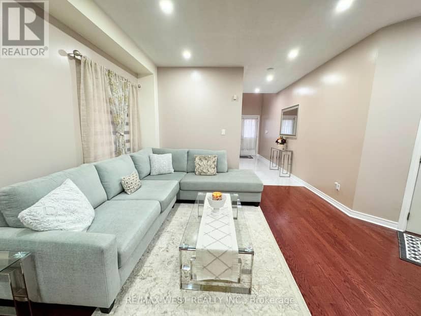43 Tatra Crescent, Brampton, photo 8