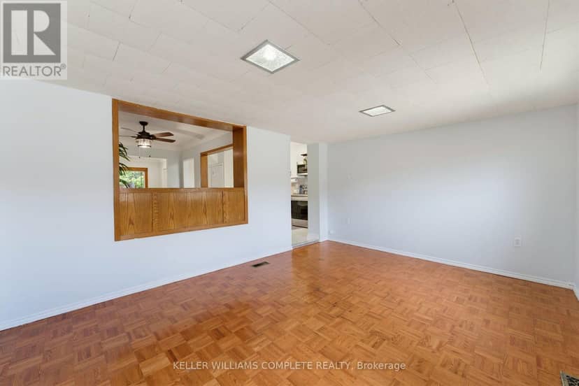 23 Nightingale Street — photo 13 of 24