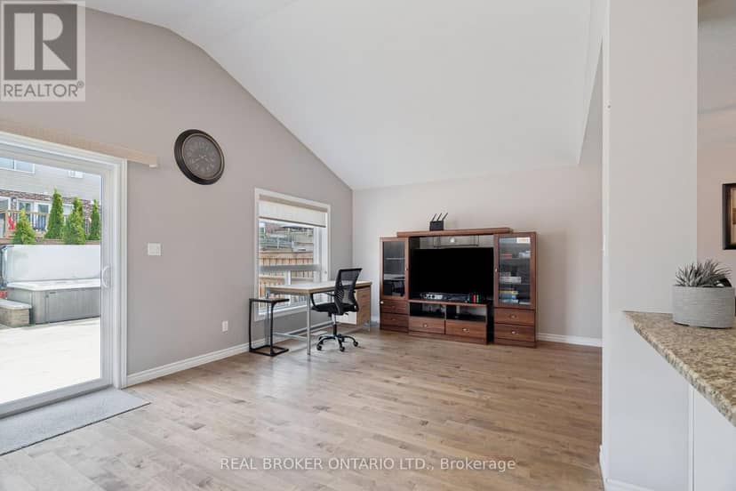 569 Starwood Drive — photo 15 of 40