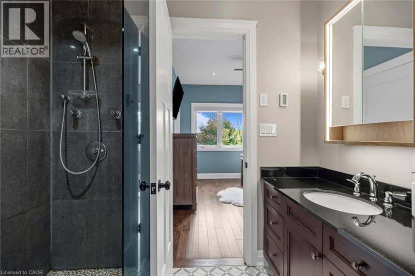 36 EARL Street — photo 18 of 40