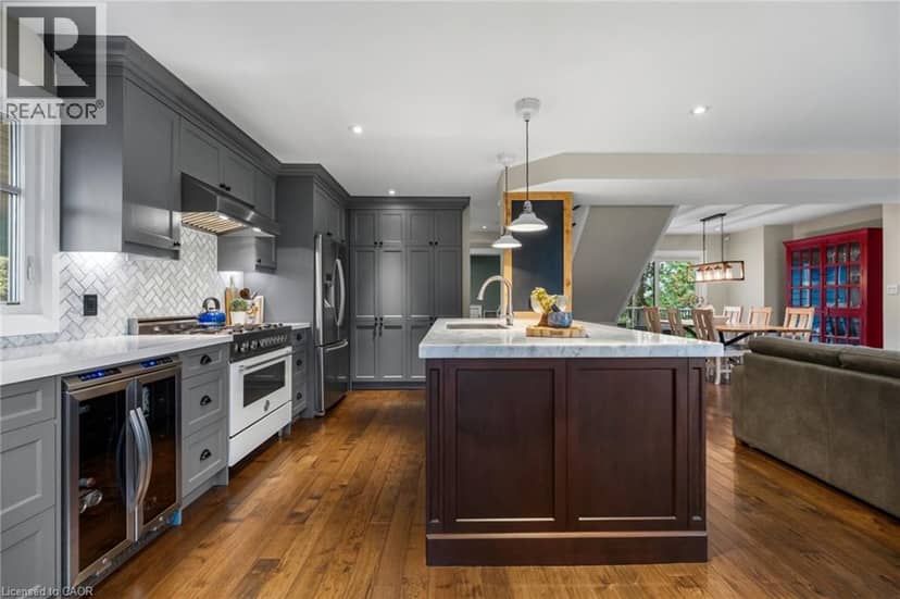 36 EARL Street, Mississauga, photo 2