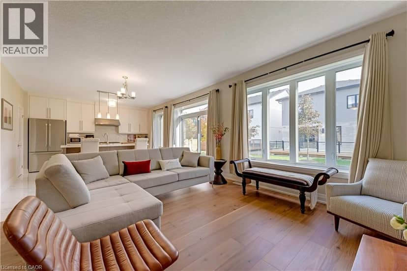 31 JACOB DETWEILLER Drive, Kitchener, photo 6