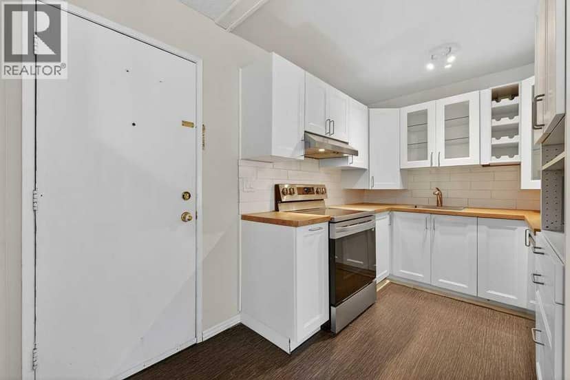 202A, 5601 Dalton Drive NW, Calgary