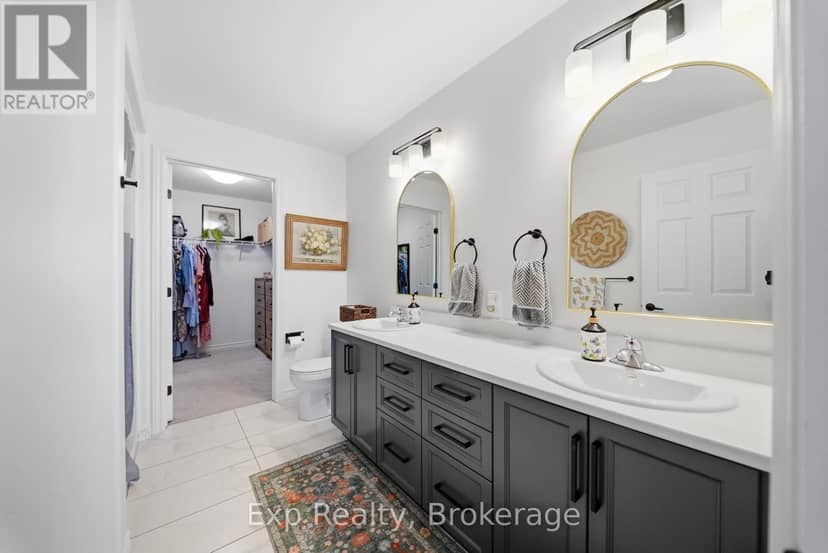 14 Athabaska Drive — photo 32 of 40