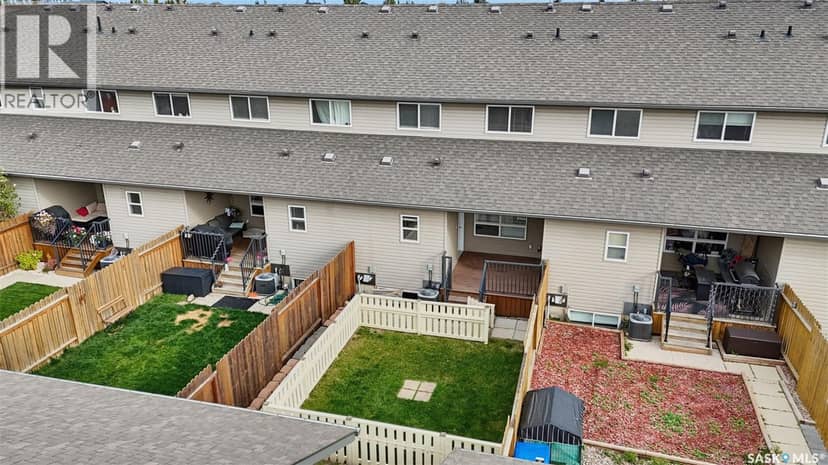 335 Willowgrove LANE — photo 38 of 40