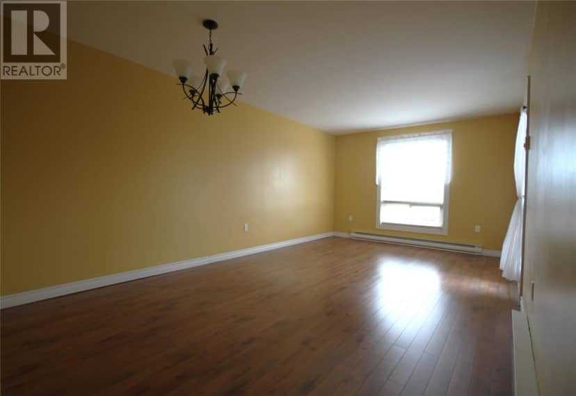 58 Pasadena Crescent Unit#307 — photo 5 of 10
