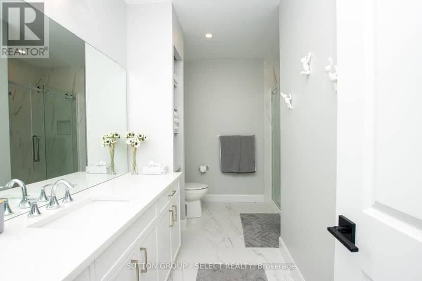 33 - 6990 Clayton Walk — photo 30 of 40