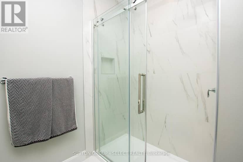 33 - 6990 Clayton Walk — photo 31 of 40