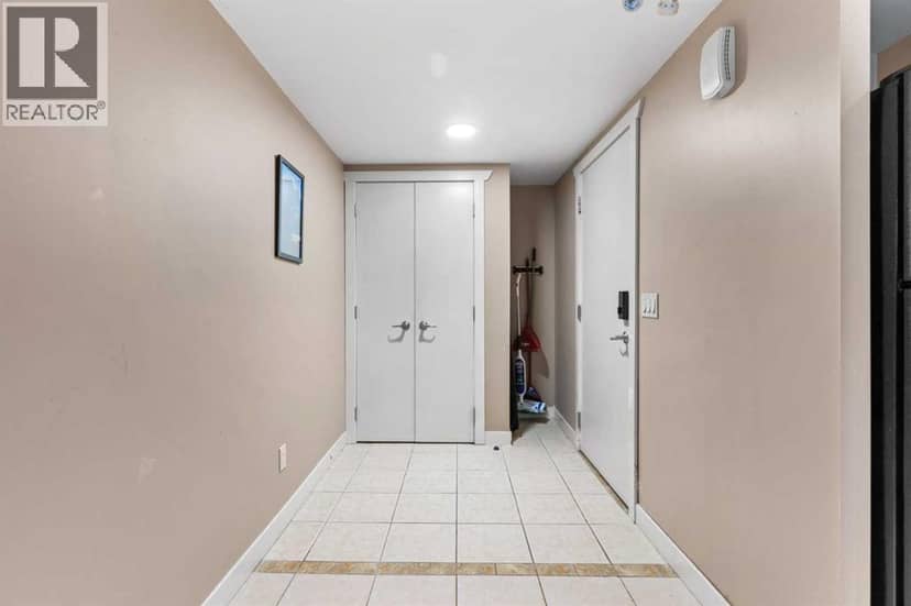616 34 Avenue NE — photo 31 of 40