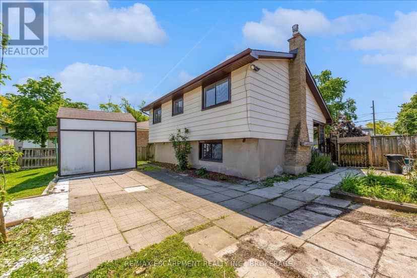 49 Grove Avenue — photo 37 of 40