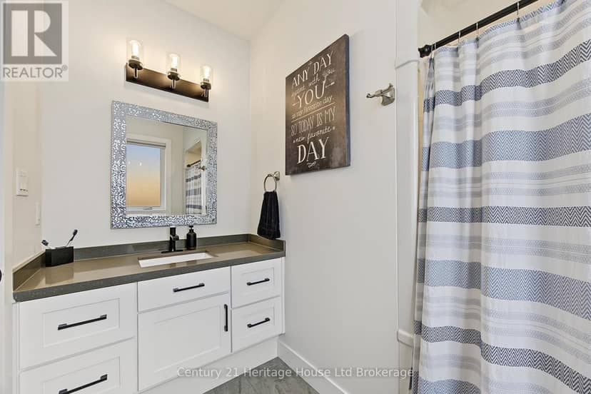 26 Brookside Lane — photo 17 of 40