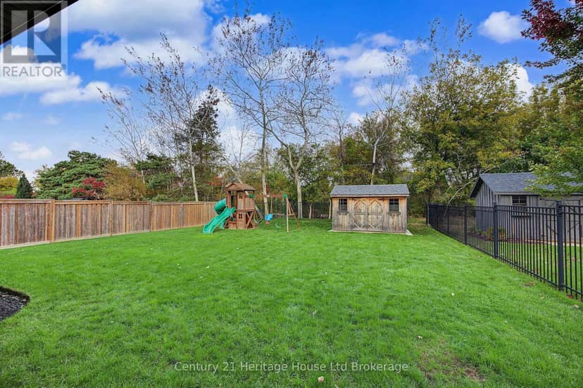 26 Brookside Lane — photo 32 of 40