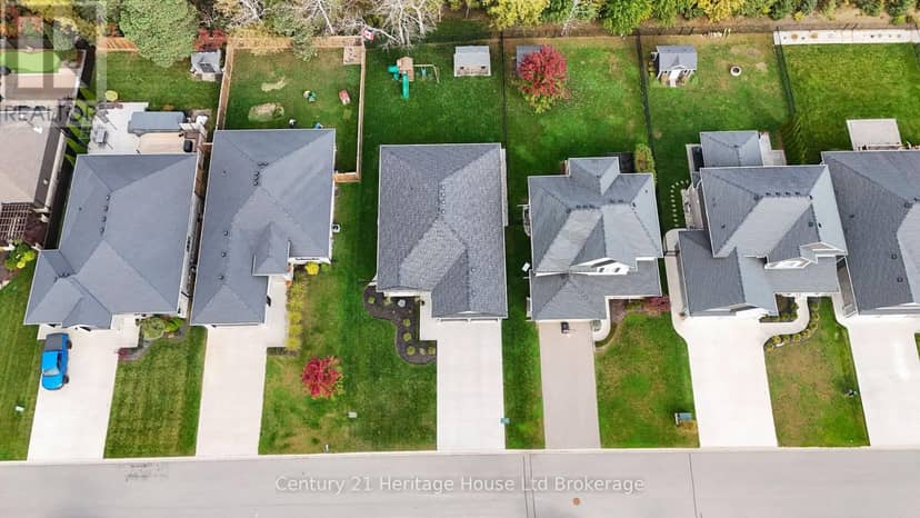 26 Brookside Lane — photo 38 of 40