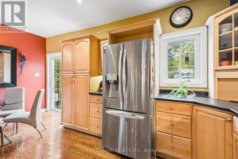 9 Savoy Avenue — photo 22 of 40
