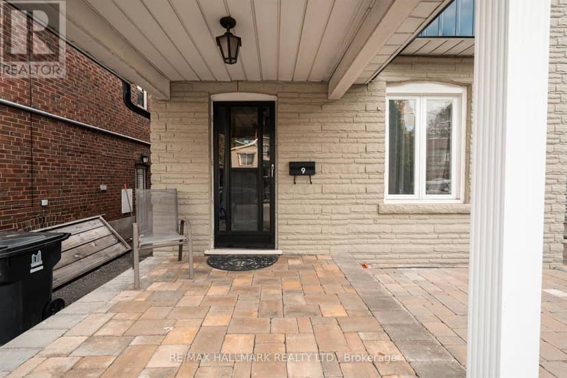 9 Savoy Avenue, Toronto, photo 8