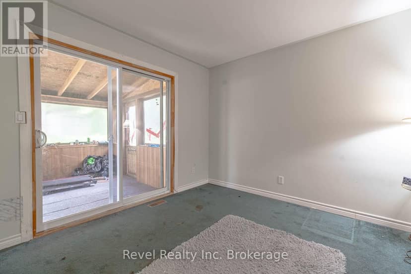 36 Tebby Boulevard — photo 23 of 40