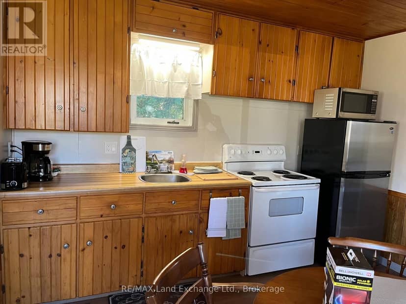 558 Green Street — photo 25 of 34