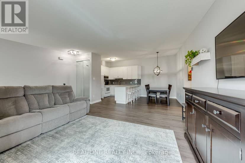 707 - 1701 Lampman Avenue — photo 15 of 37