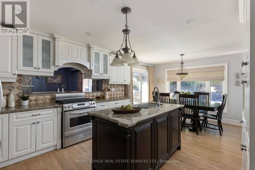 4279 Bridlepath Trail — photo 9 of 40
