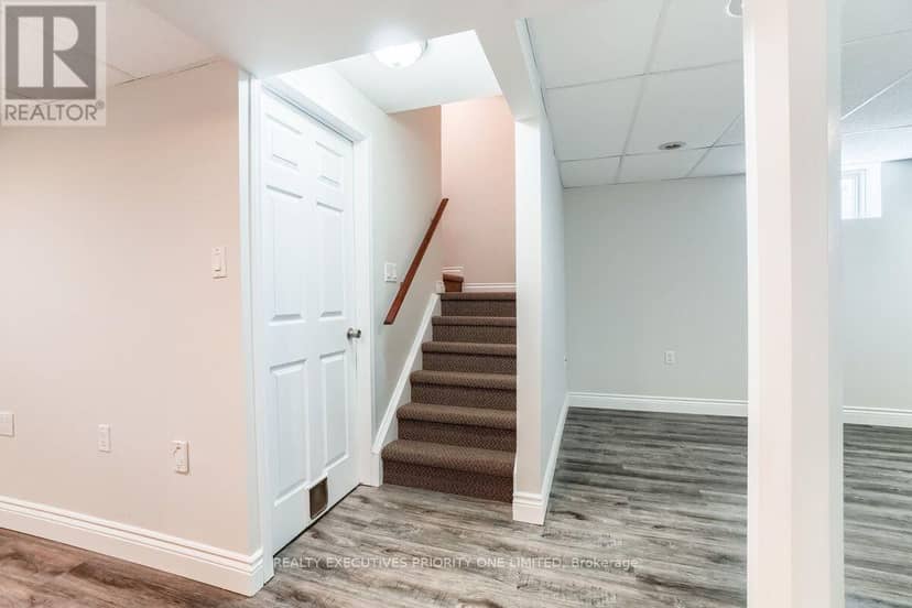 17 Drake Drive — photo 35 of 40