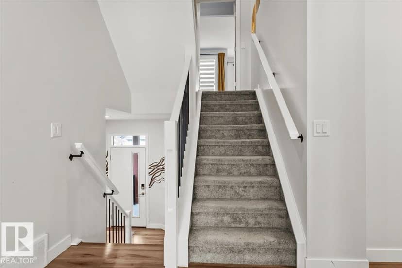 9340 226 ST NW — photo 32 of 40