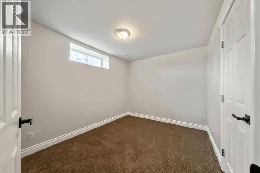 2508 72 Avenue SE — photo 25 of 29
