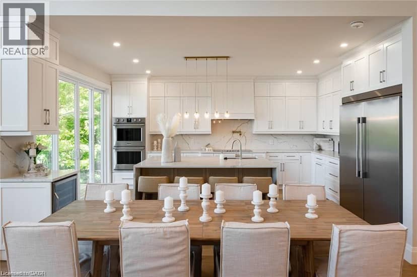 1052 WALTON Avenue — photo 6 of 38