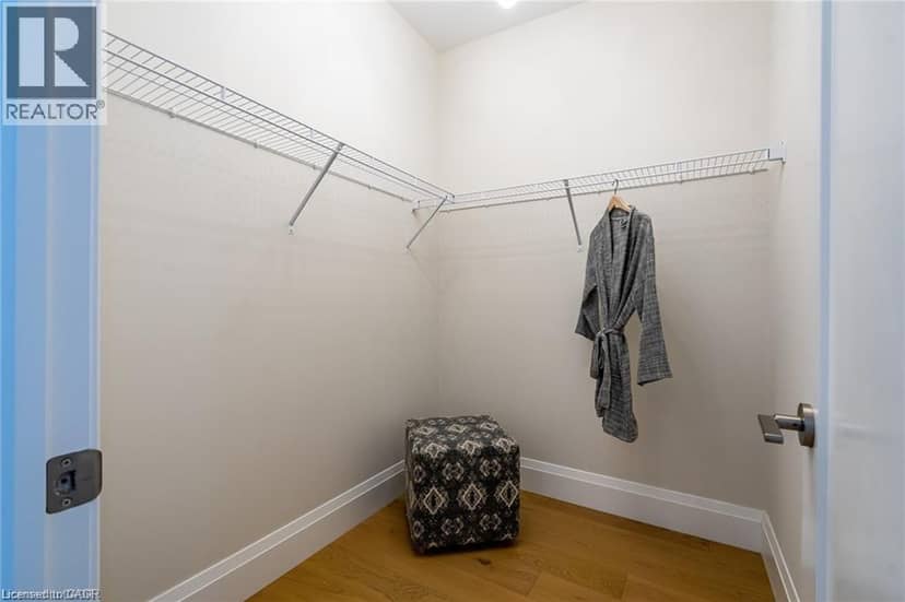 1052 WALTON Avenue — photo 19 of 38