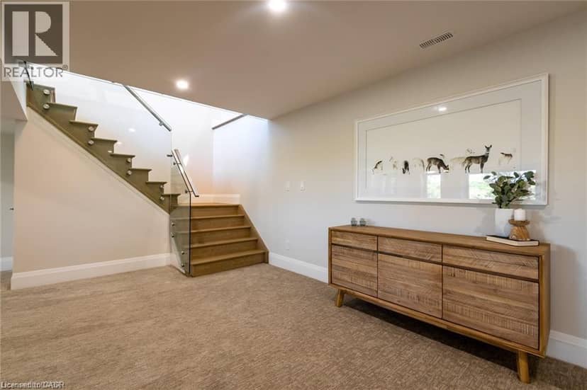 1052 WALTON Avenue — photo 29 of 38