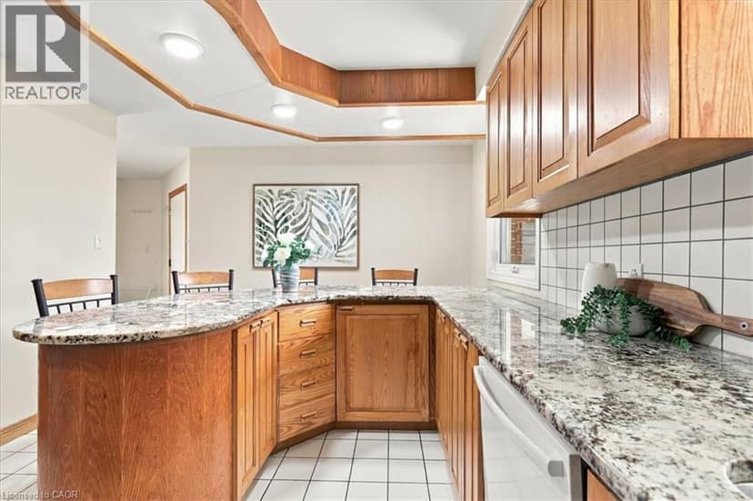 38 LYLE Place — photo 13 of 40