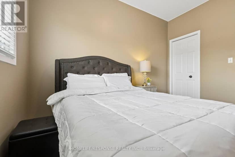 222 Sophia Crescent — photo 25 of 40