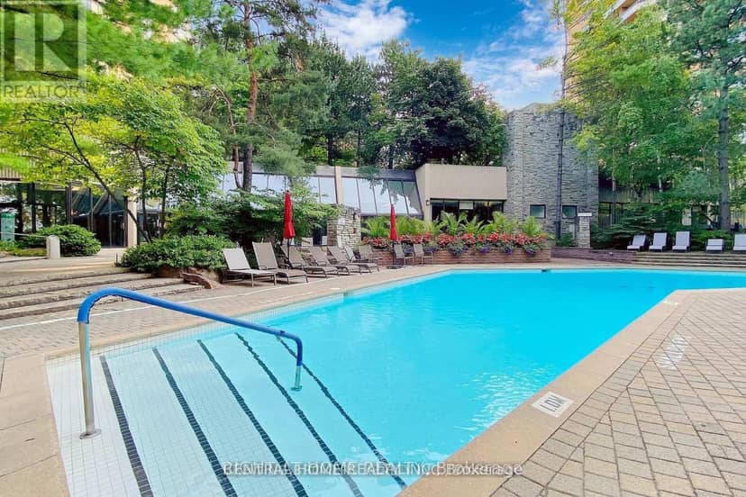 302 - 85 Skymark Drive — photo 19 of 40