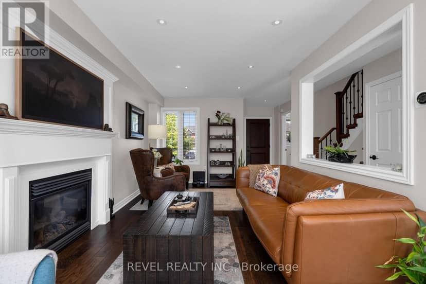 69 Stephanie Lane — photo 4 of 40
