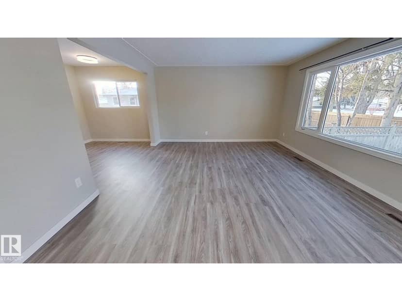 12211 52 ST NW NW, Edmonton, photo 4