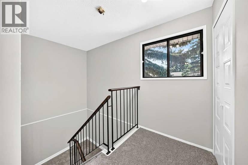 15, 2210 Oakmoor Drive SW — photo 33 of 39