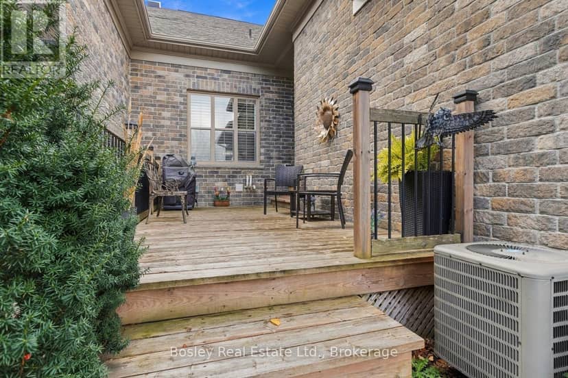 928 John Fairhurst Boulevard — photo 35 of 40