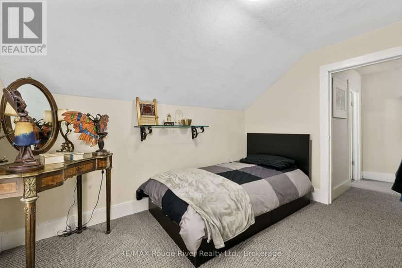 27 Buck Street — photo 23 of 40