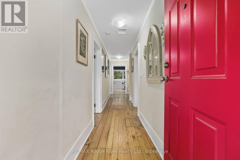 27 Buck Street, Cobourg, photo 4