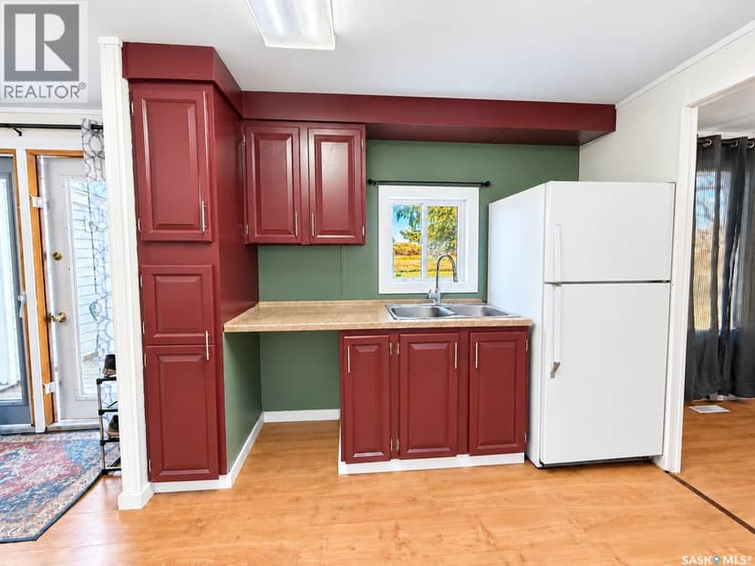 512 2nd AVENUE — photo 5 of 21