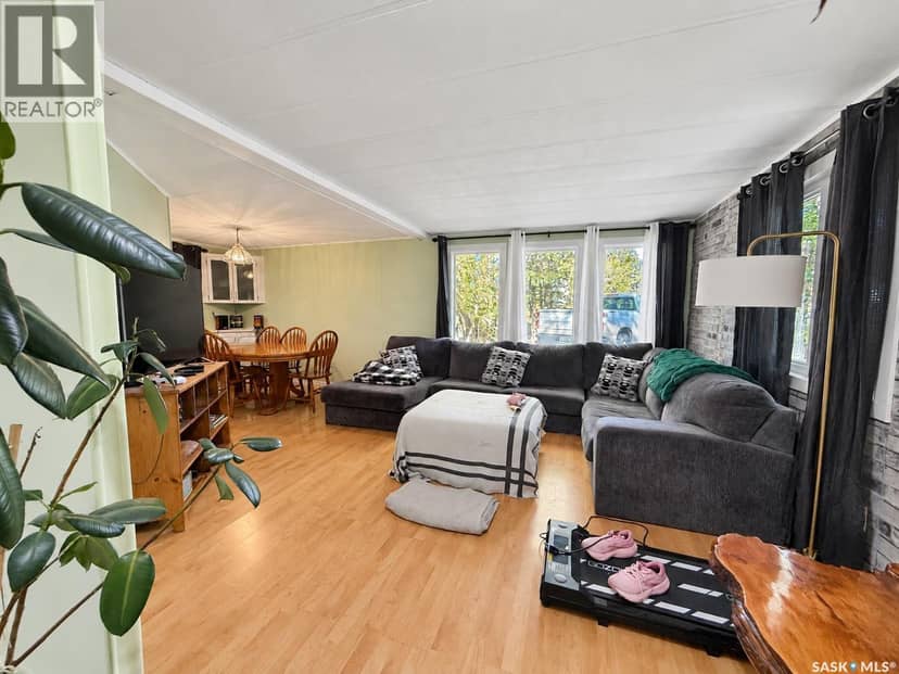 512 2nd AVENUE — photo 9 of 21