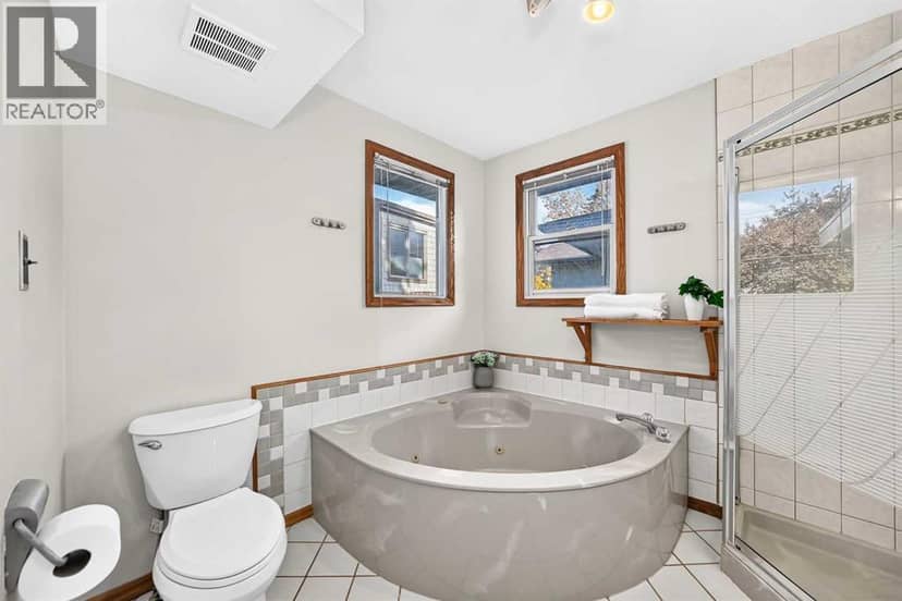 2208 Capitol Hill Crescent NW — photo 21 of 40