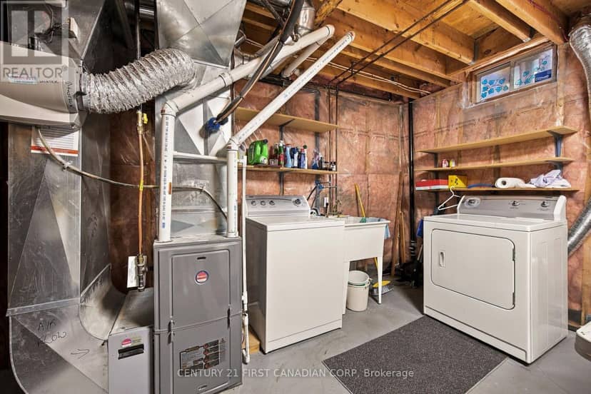 36 - 50 Chapman Court — photo 33 of 39