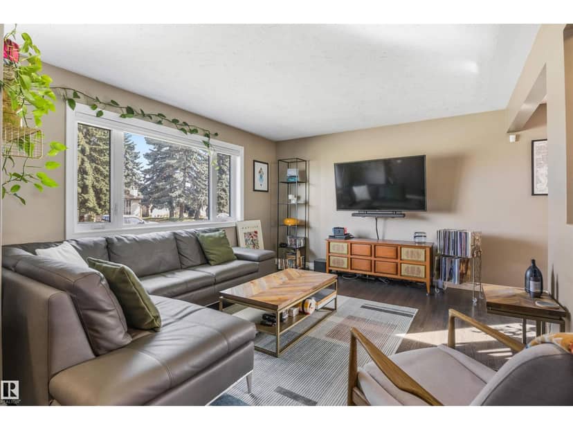 6207 85 AV NW, Edmonton, photo 7