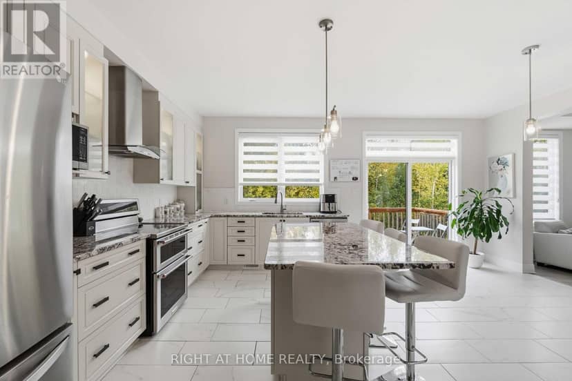 35 Hawks Landing Crescent — photo 19 of 40