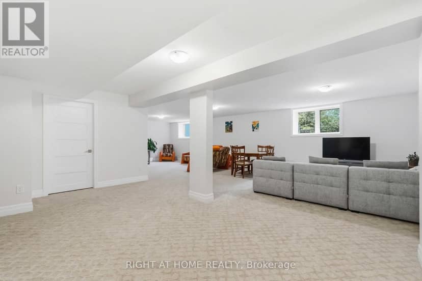 35 Hawks Landing Crescent — photo 40 of 40